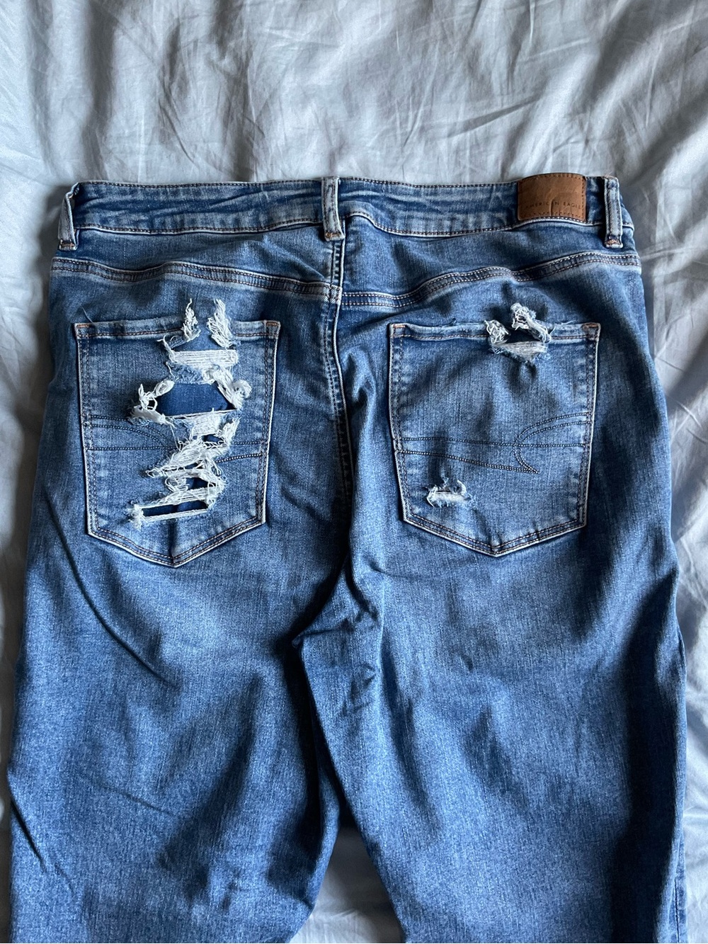 American Eagle Ripped High Rise Jegging - Picture 3 of 7